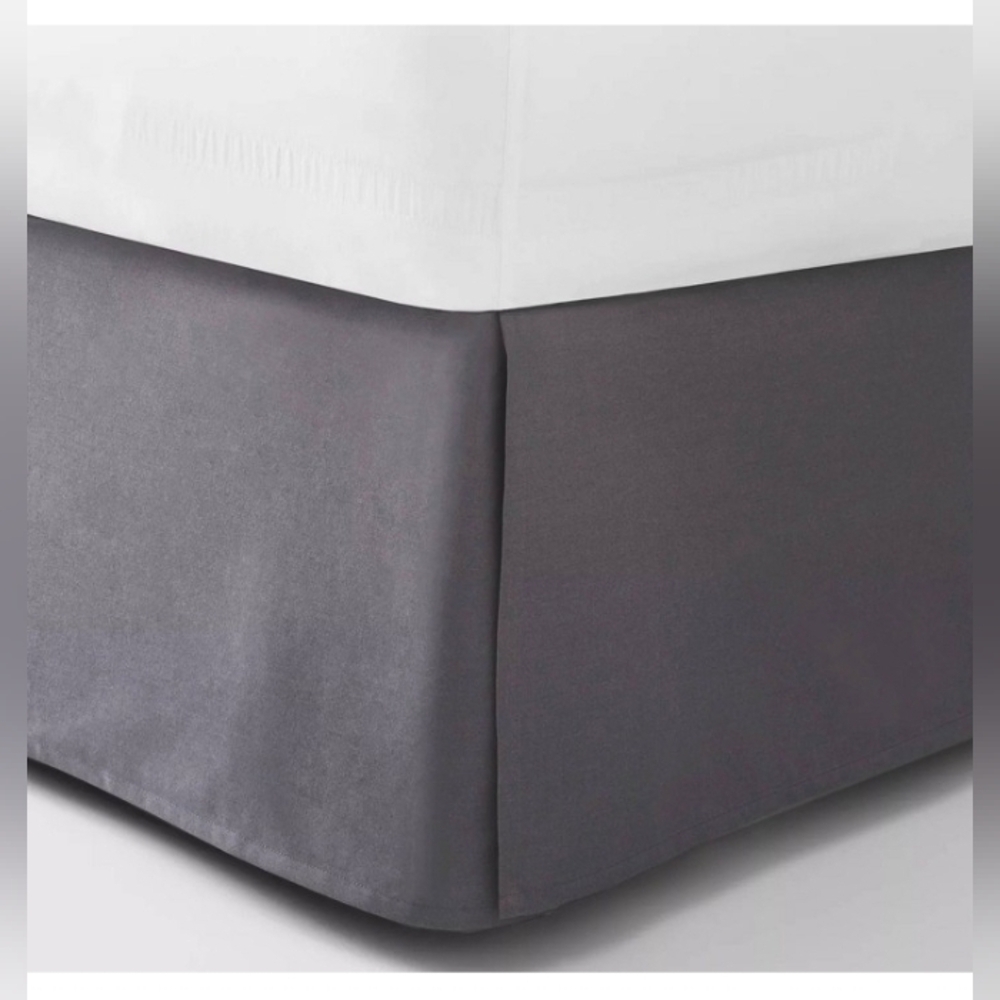 Room Essentials Bedroom Bed Skirt 14" Drop  Gray New